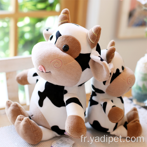 Jouets en peluche mignons de vache en peluche